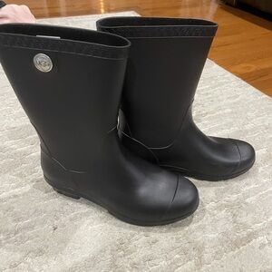 UGG Black Rain Boots- Size 8 Women’s